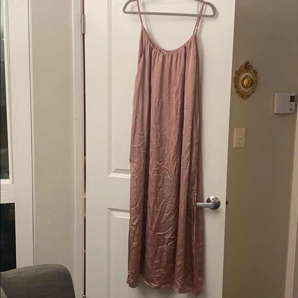 Show Me Your Mumu Regan Maxi Dress in Petal Pink - Picture 9 of 9